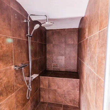 Stara Szkola * Browina